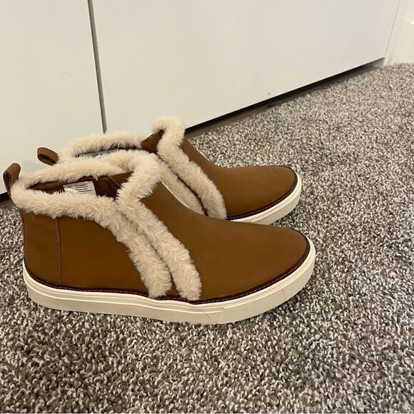 TOMS Bryce Brown Sugar Leather/Faux Fur Size 8 Excellent Condition - Picture 10 of 15